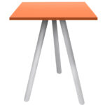 mesa padrao deca quadrada branca e laranja