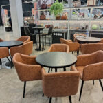 MESA SAARINEN CADEIRAS CLEITON