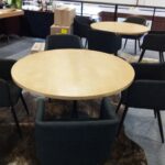 MESA SAARINEN E CADEIRAS CLEITON (1)