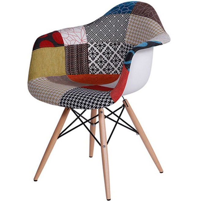 cadeira eames dar eiffel patchwork
