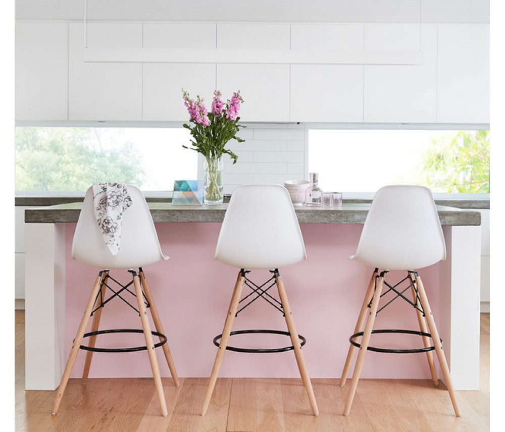 banqueta eames branca1