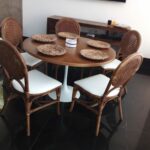 mesa saarinen e cadeiras rattan