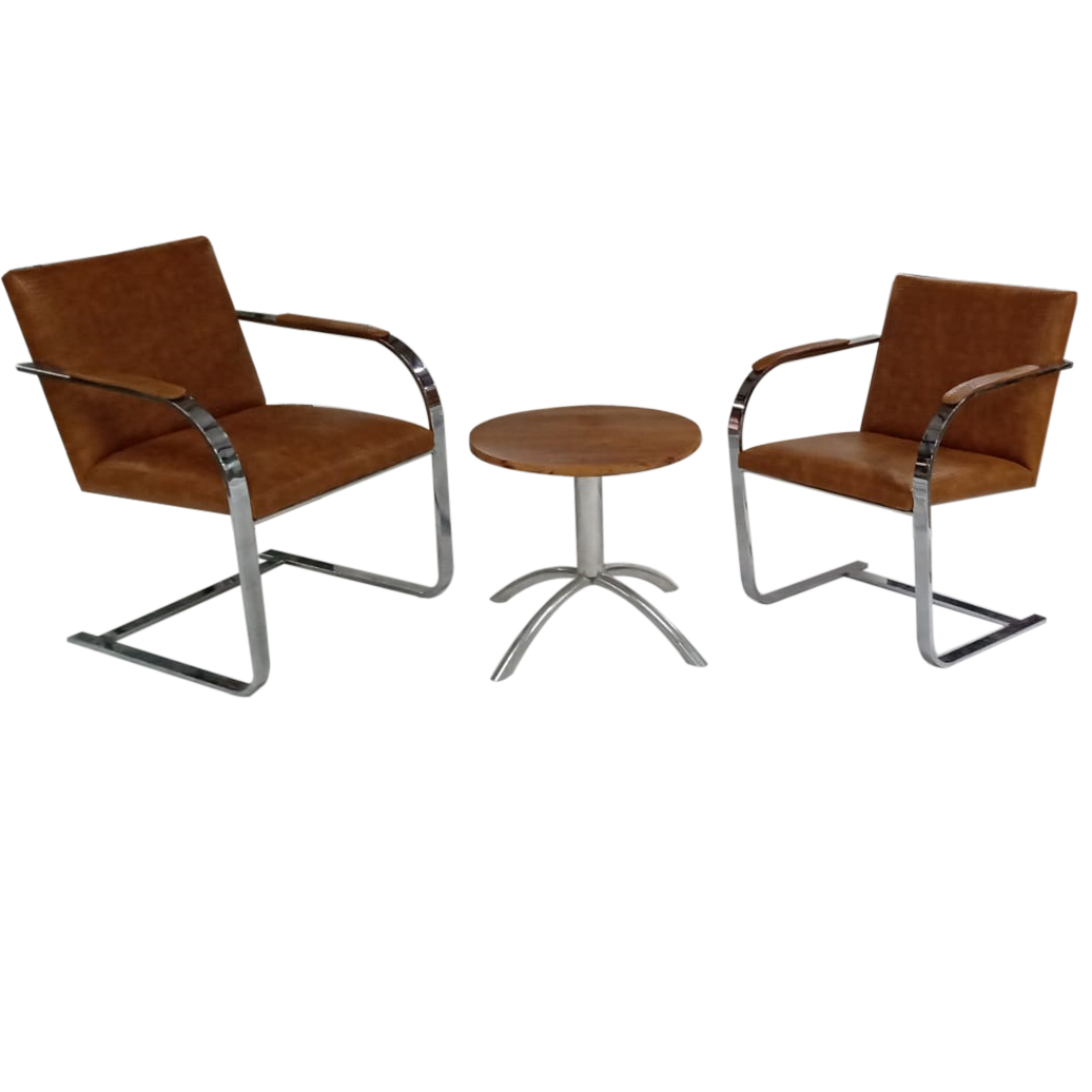 CADEIRAS BRNO E MESA DE CANTO ARANHA1