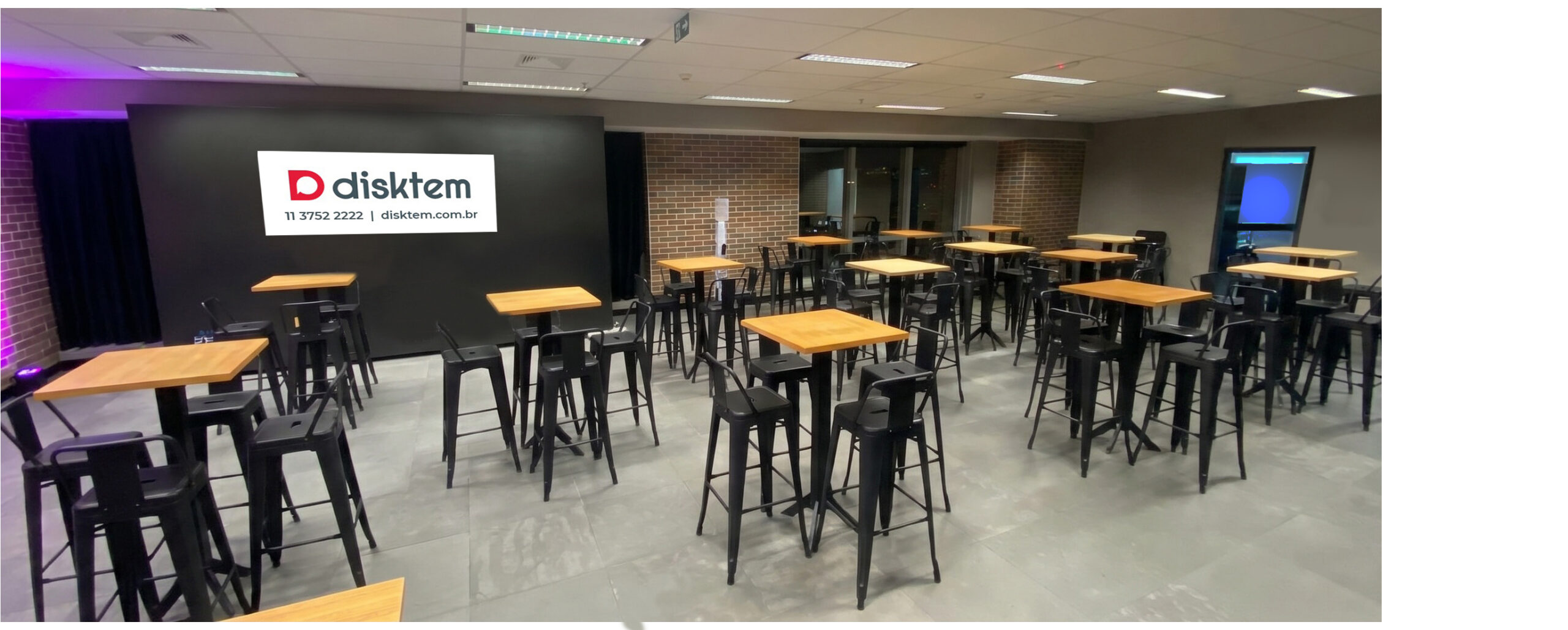 BISTRO TRI E BANQUETA TOLIX