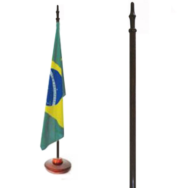 mastro de bandeira de madeira